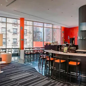**** מלון Courtyard By Marriott Manhattan/central Park ארצות הברית